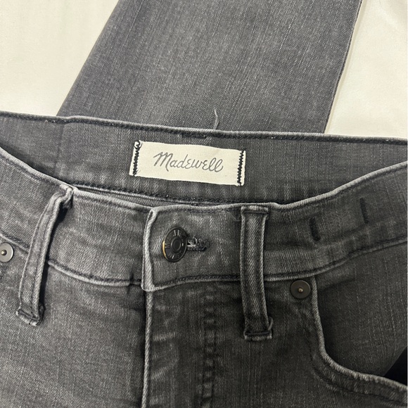 Madewell 9" High Rise Skinny Jeans in Black Sea Raw Hem Distressed Boho - Picture 6 of 6